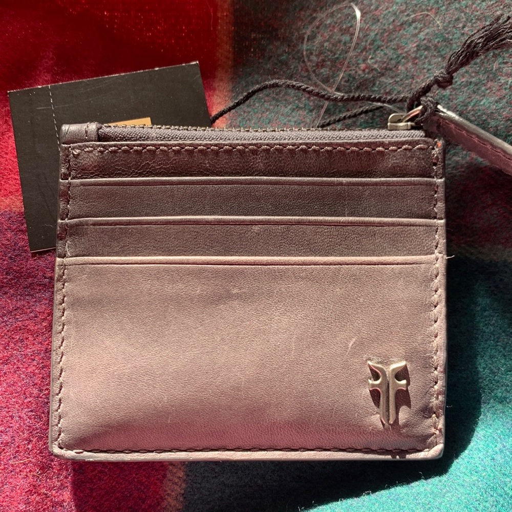 FRYE zipper card holder/wallet